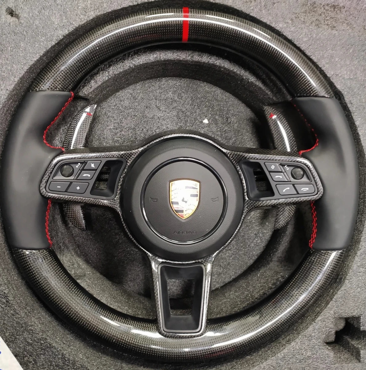 Volante Porsche – Carbono