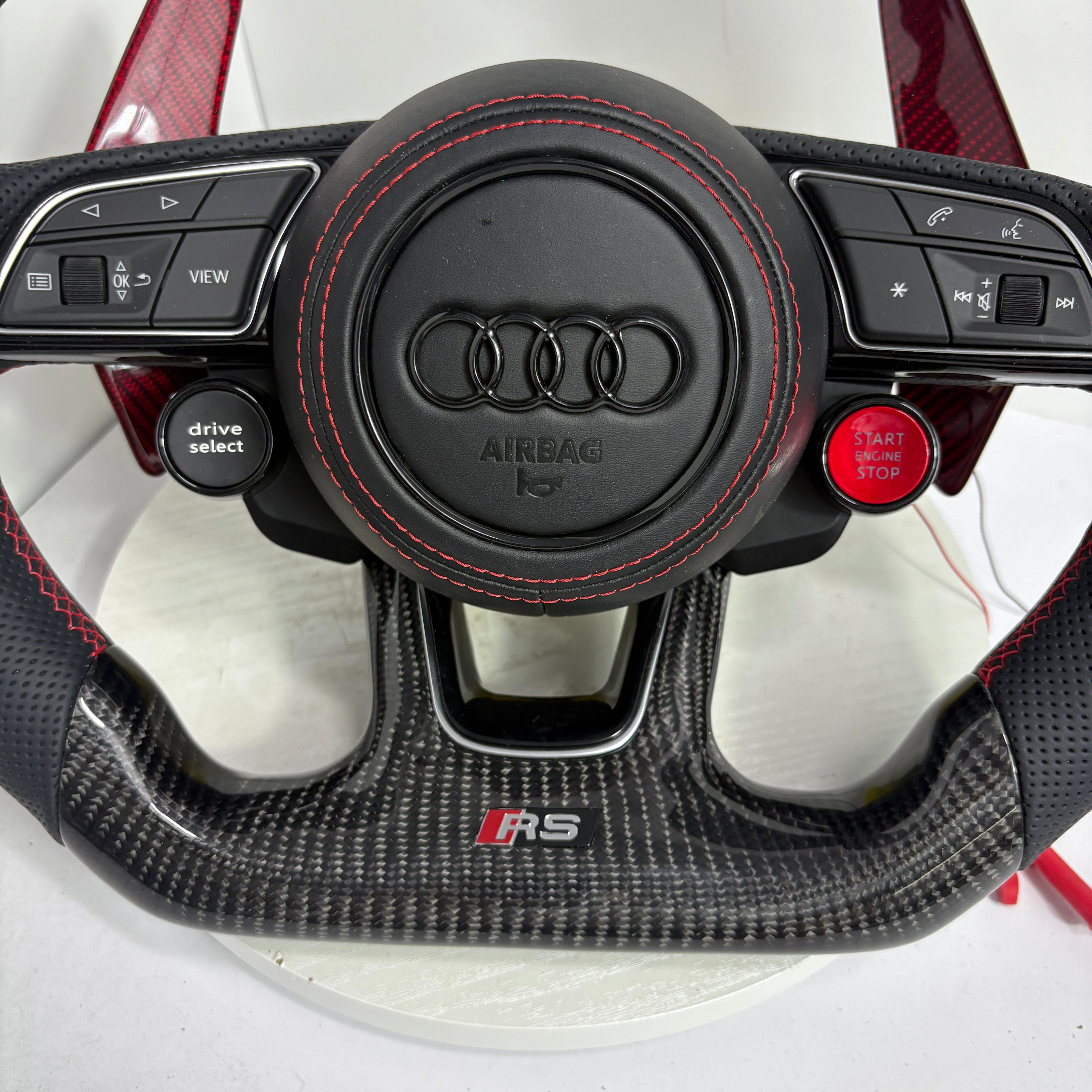 Volante Audi RS Carbono Perforado | Pantalla LED