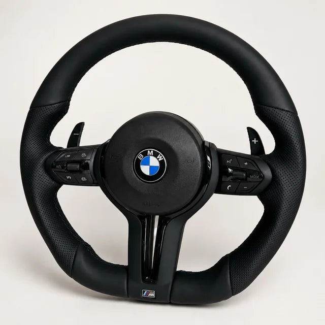 Volante BMW M Achatado en Cuero Negro Perforado