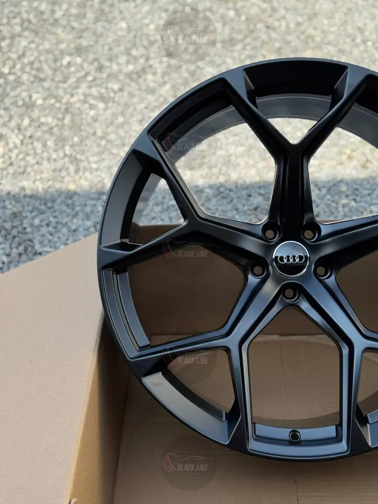 Llantas Deportivas Estilo Audi de Cinco Radios Dobles – Negro
