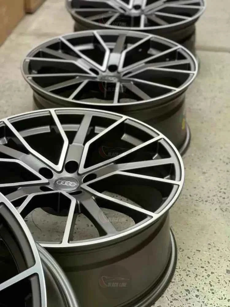 Llantas Deportivas Estilo Audi Multirradio Geométrico – Gris Grafito