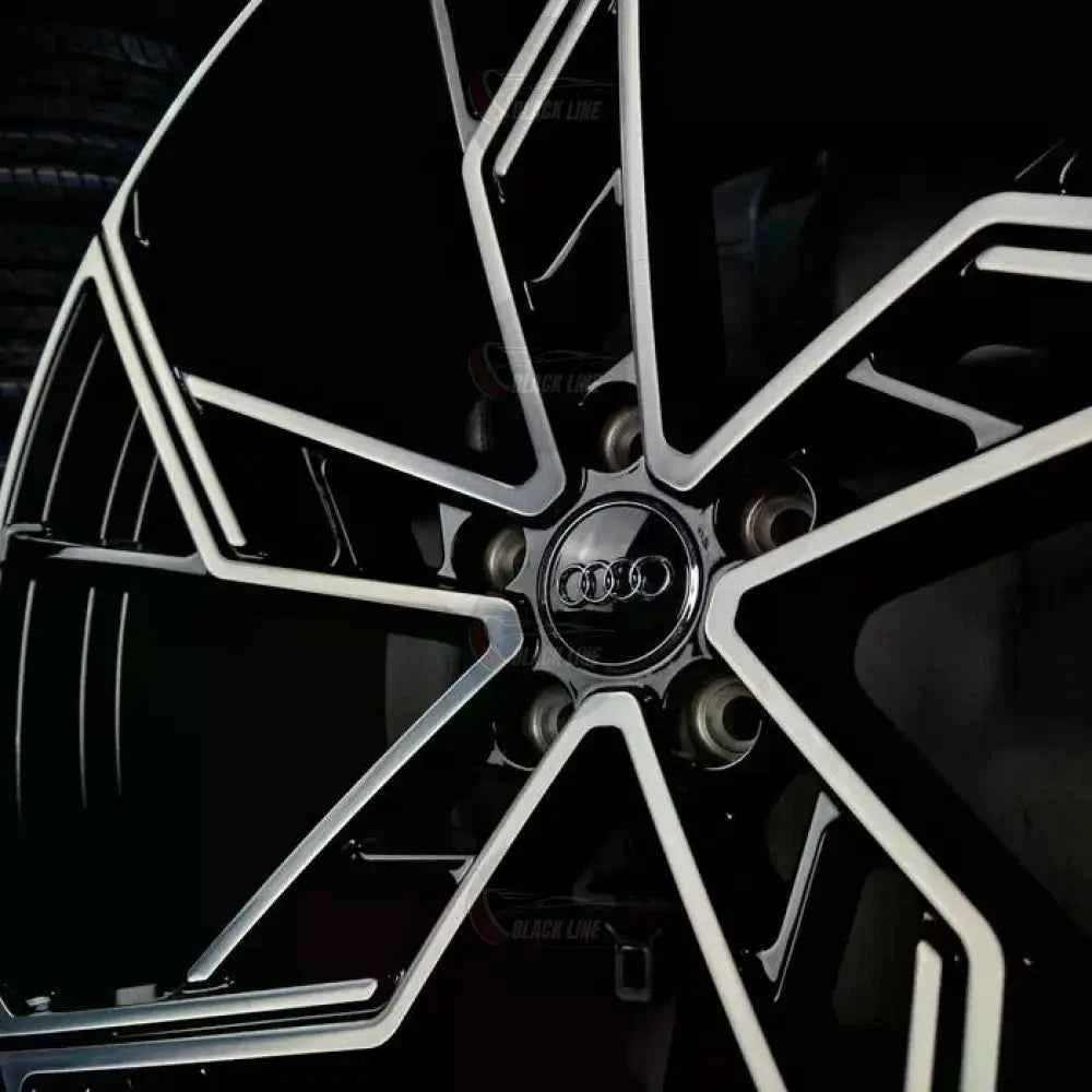 Llantas Deportivas Estilo Audi Multirradio Geométrico – Negro y Plata