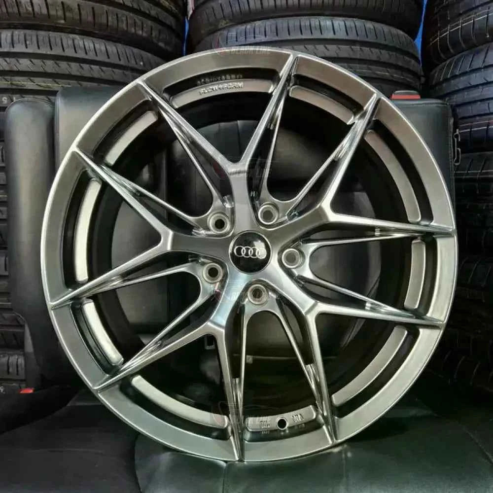 Llantas Deportivas Estilo Audi Multirradio Ramificado – Gris Grafito