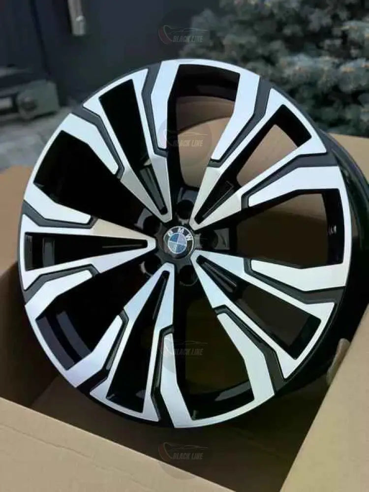 Llantas Deportivas Estilo BMW – Cinco Radios Dobles en Plata y Negro Brillo