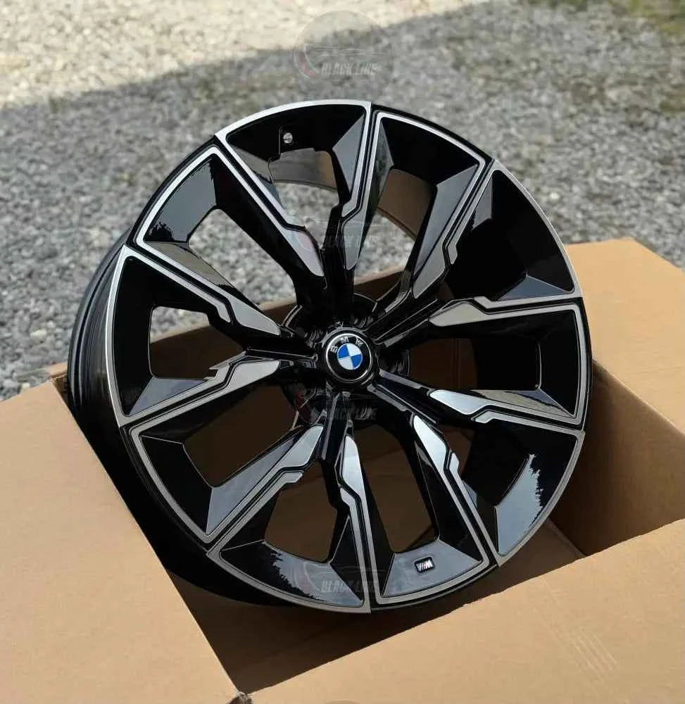 Llantas Deportivas Estilo BMW con Radios Angulares – Negro y Plata