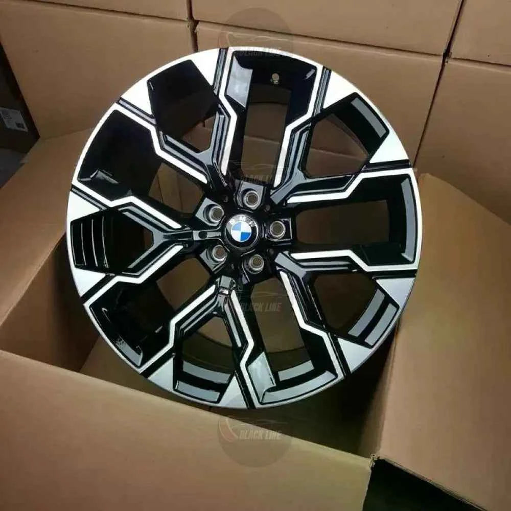 Llantas Deportivas Estilo BMW con Radios Angulares – Negro y Plata