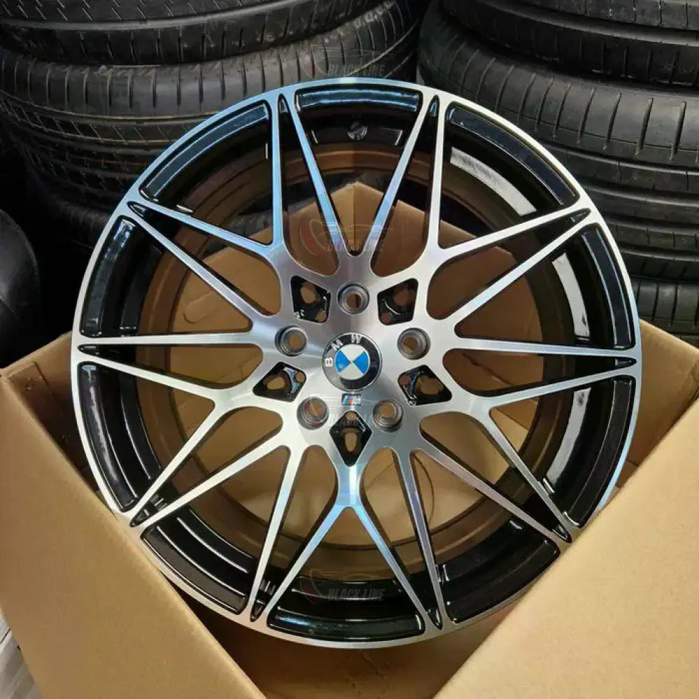 Llantas Deportivas Estilo BMW con Radios En Y – Negro y Plata