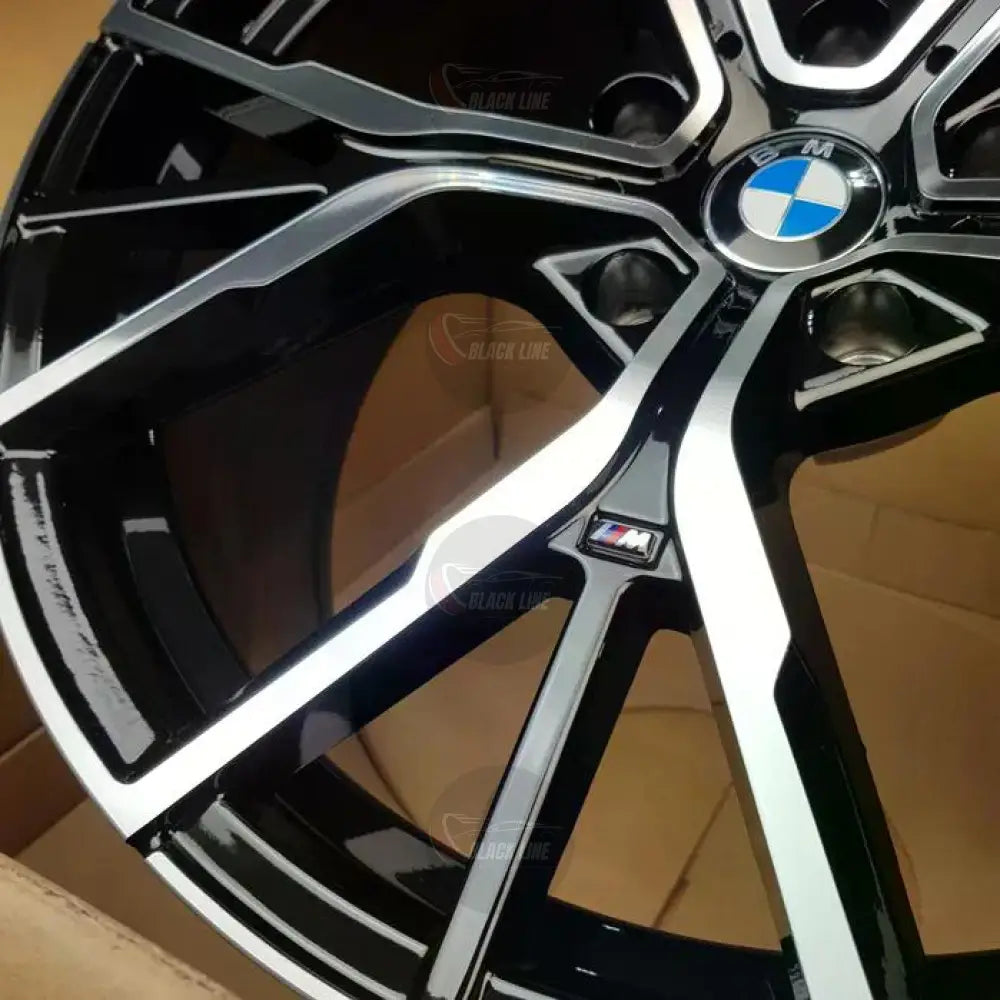 Llantas Deportivas Estilo BMW con Radios En Y – Negro y Plata
