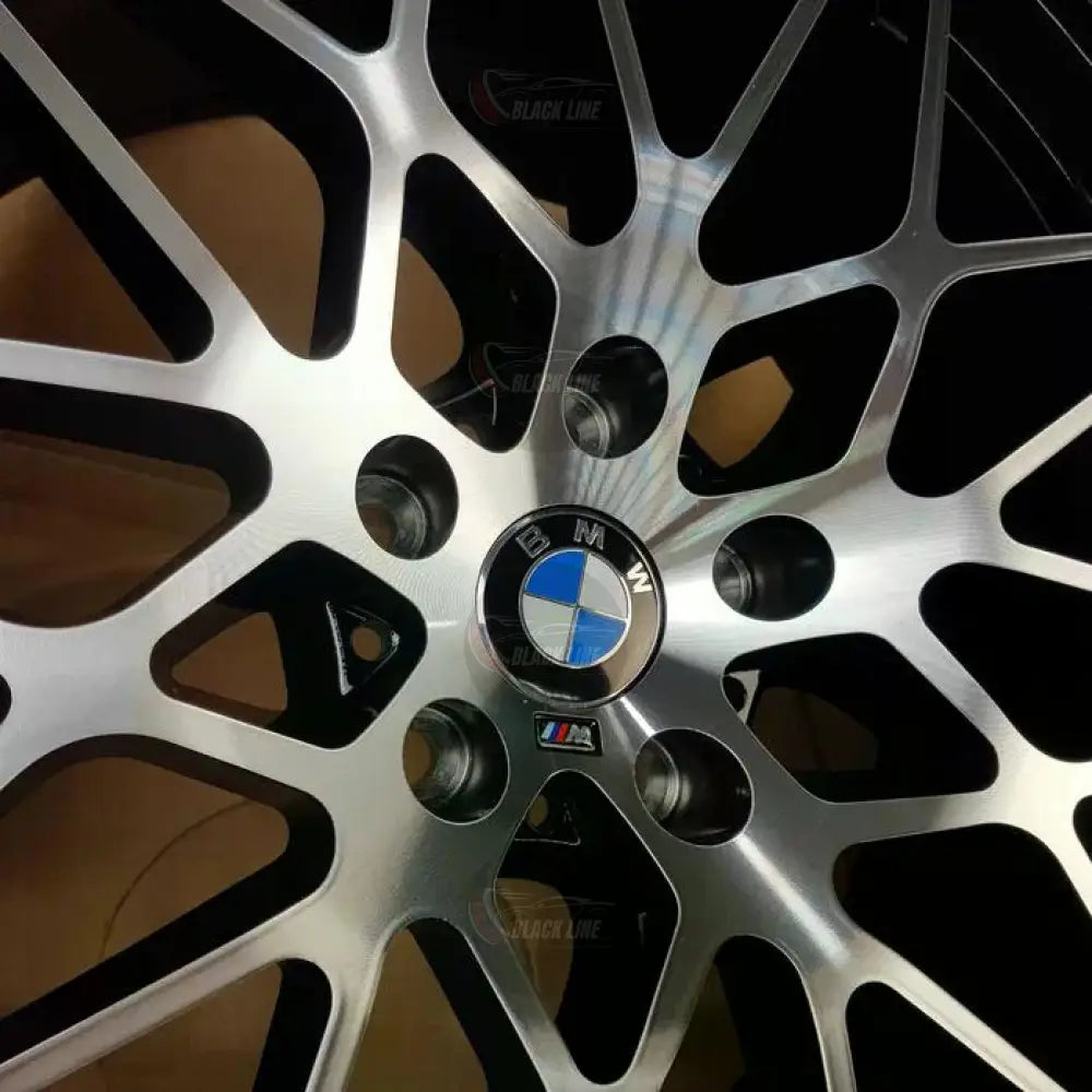 Llantas Deportivas Estilo BMW con Radios En Y – Negro y Plata