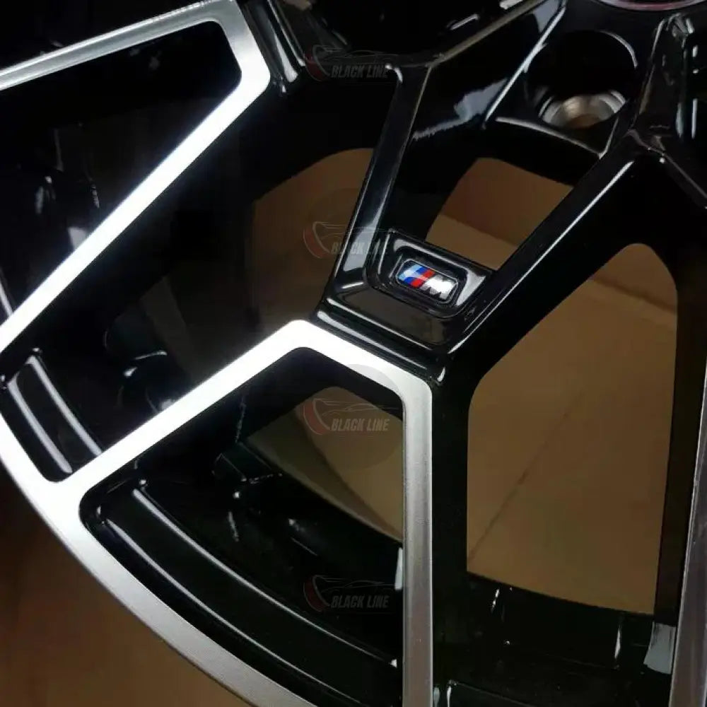 Llantas Deportivas Estilo BMW con Radios En Y – Negro y Plata