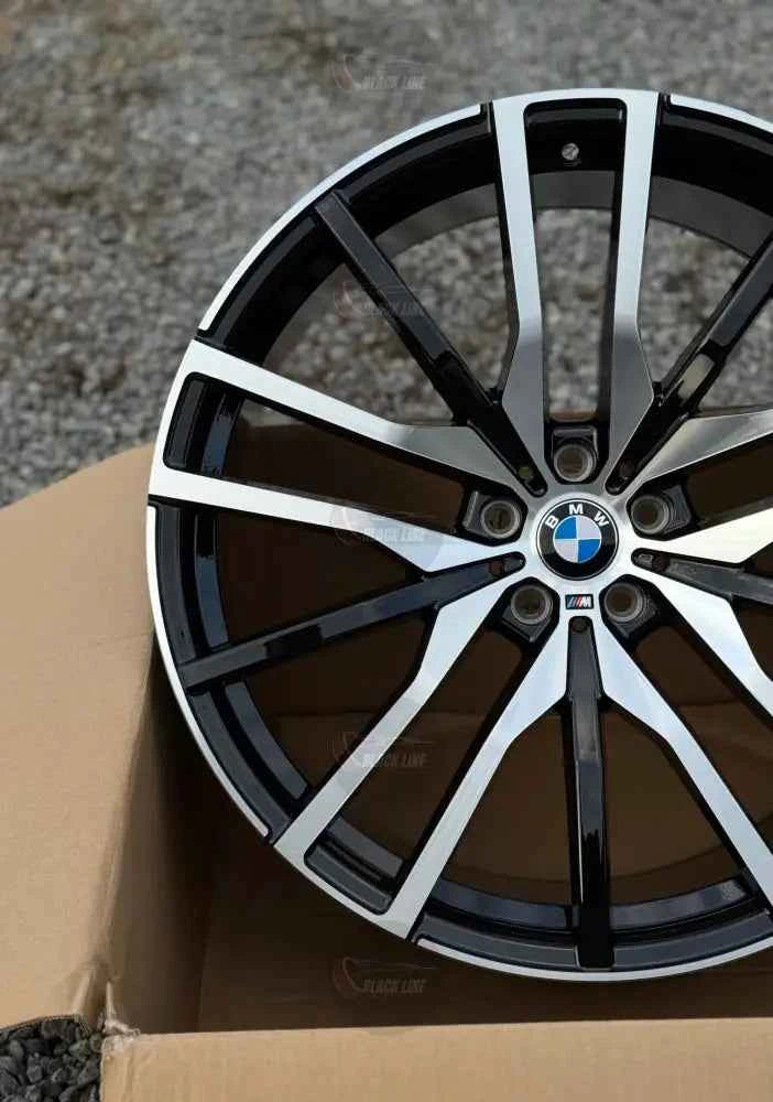 Llantas Deportivas Estilo BMW de Cinco Radios Dobles – Negro y Plata