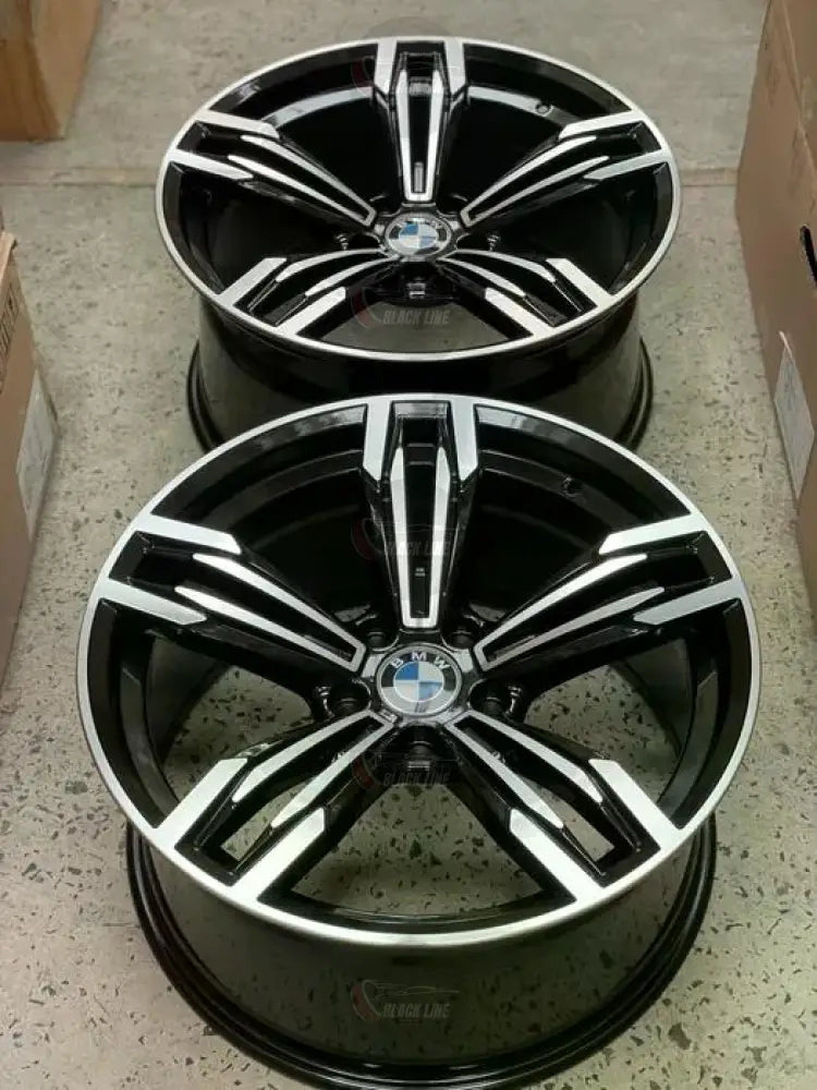 Llantas Deportivas Estilo BMW de Cinco Radios Dobles – Negro y Plata