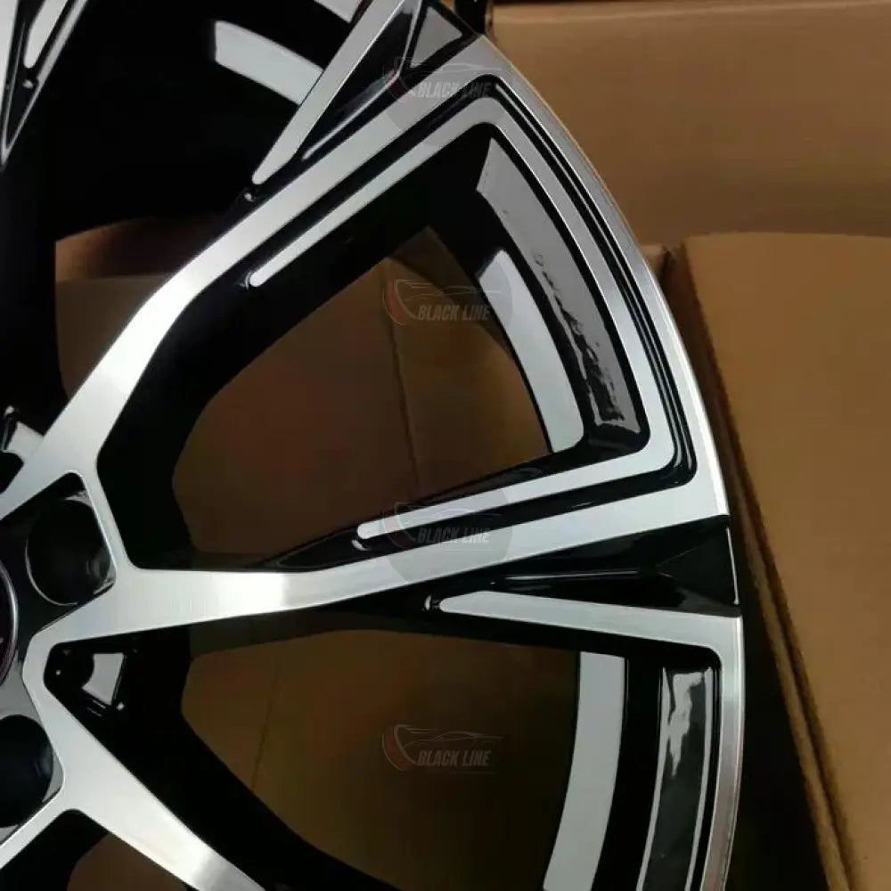 Llantas Deportivas Estilo BMW de Cinco Radios Dobles – Negro y Plata