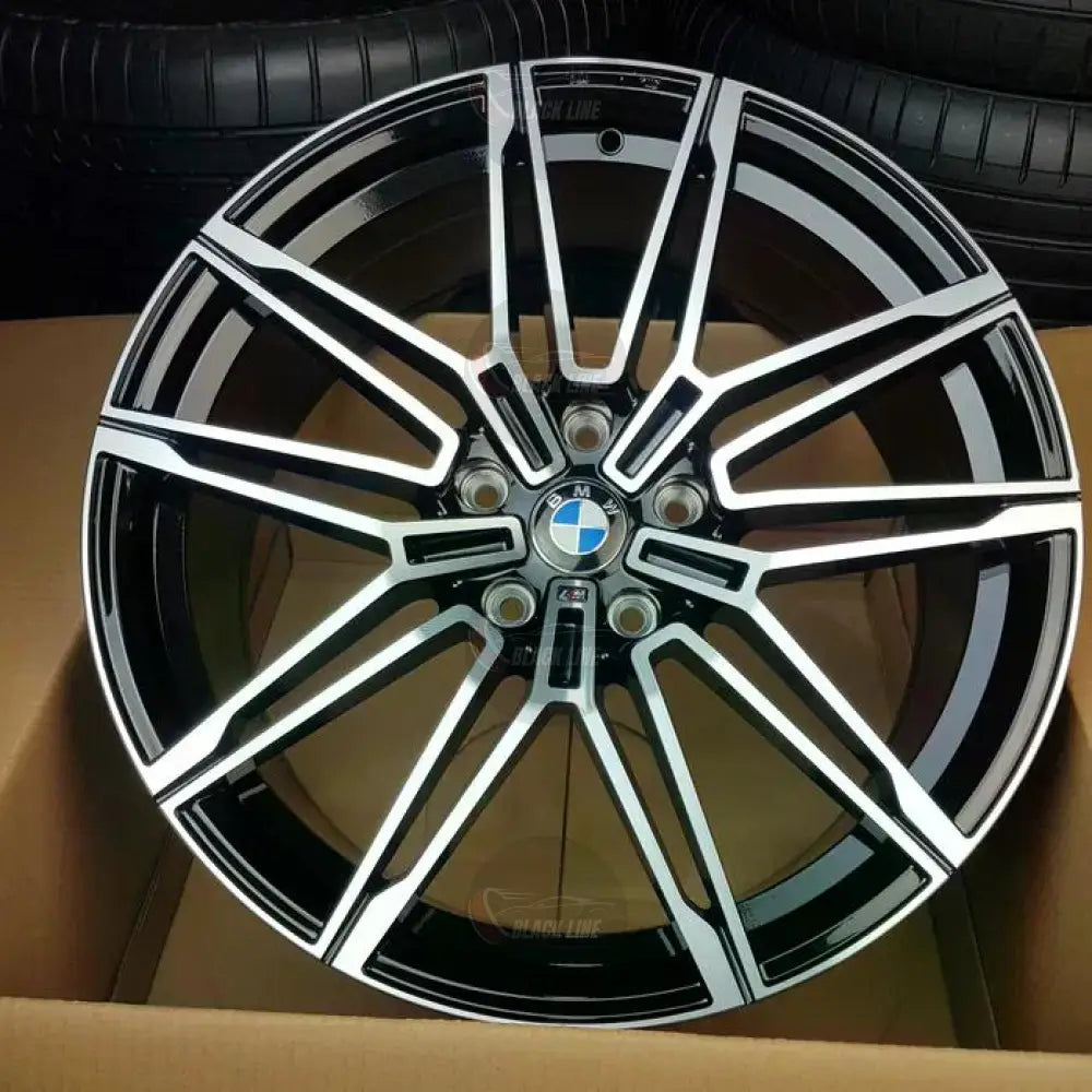 Llantas Deportivas Estilo BMW de Cinco Radios Dobles – Negro y Plata