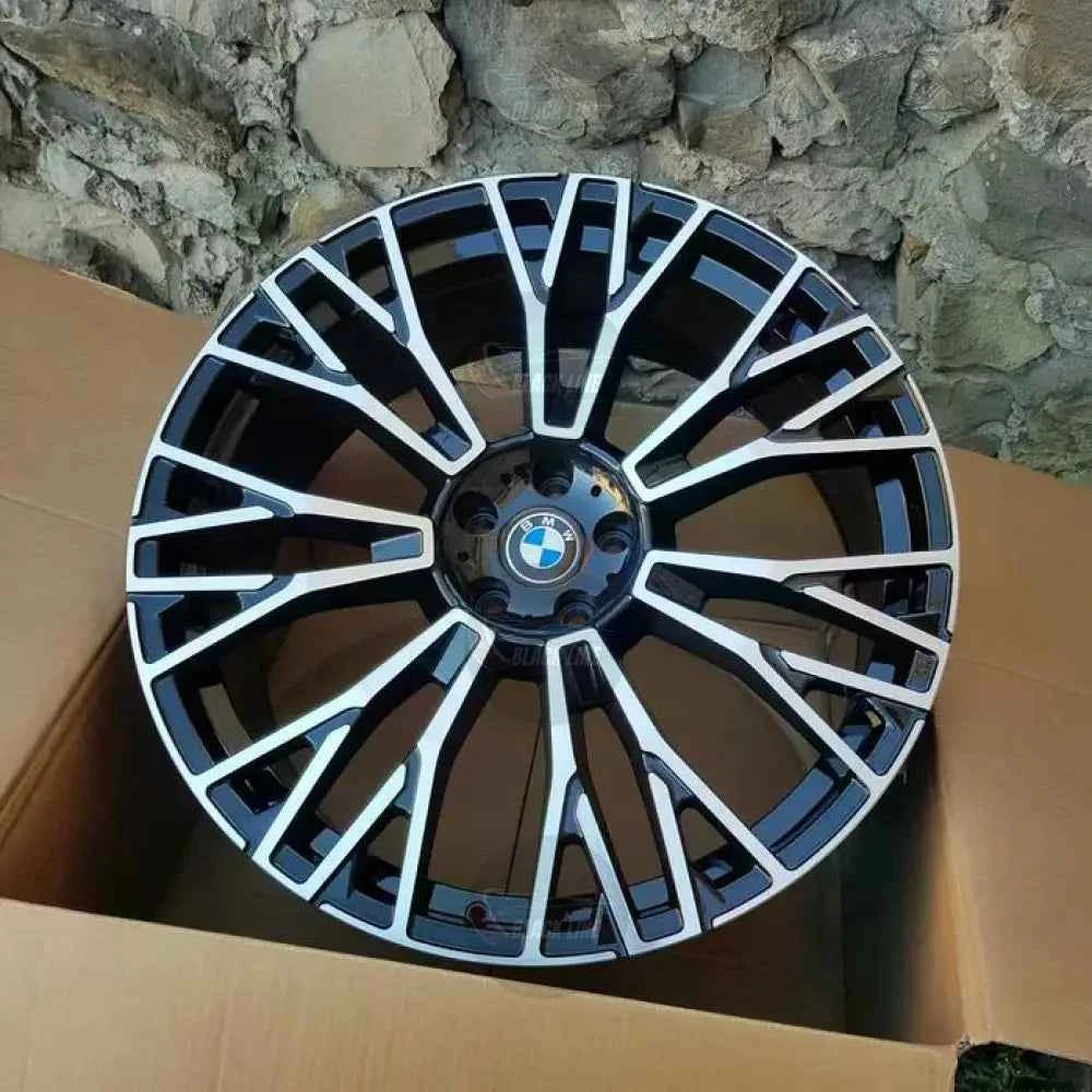 Llantas Deportivas Estilo BMW Multirradio Angular – Negro y Plata