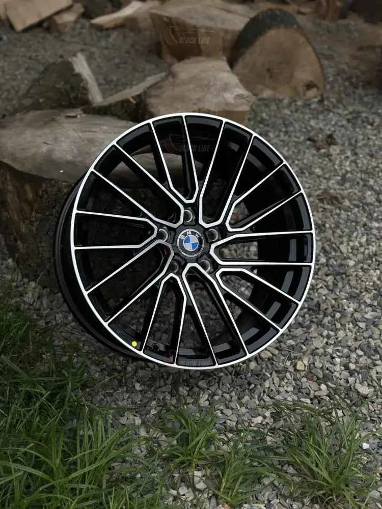 Llantas Deportivas Estilo BMW Multirradio Fino – Negro y Plata