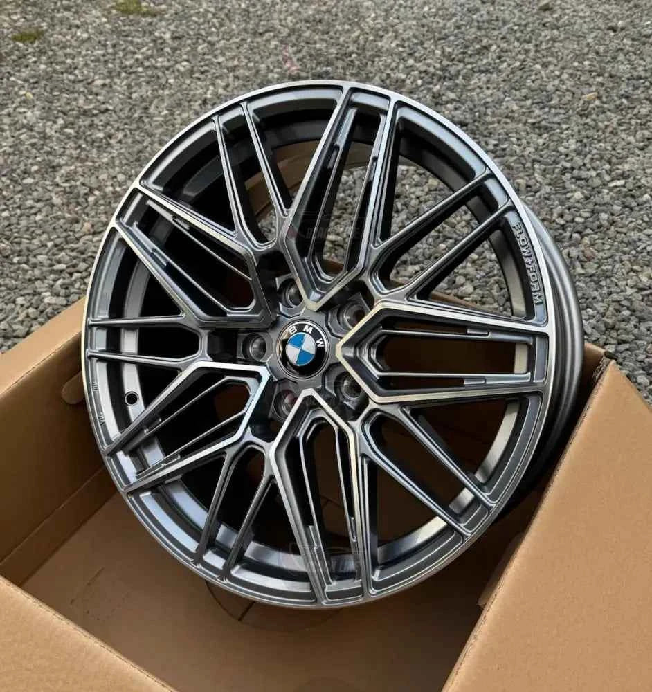 Llantas Deportivas Estilo BMW Multirradio Geométrico – Gris Grafito