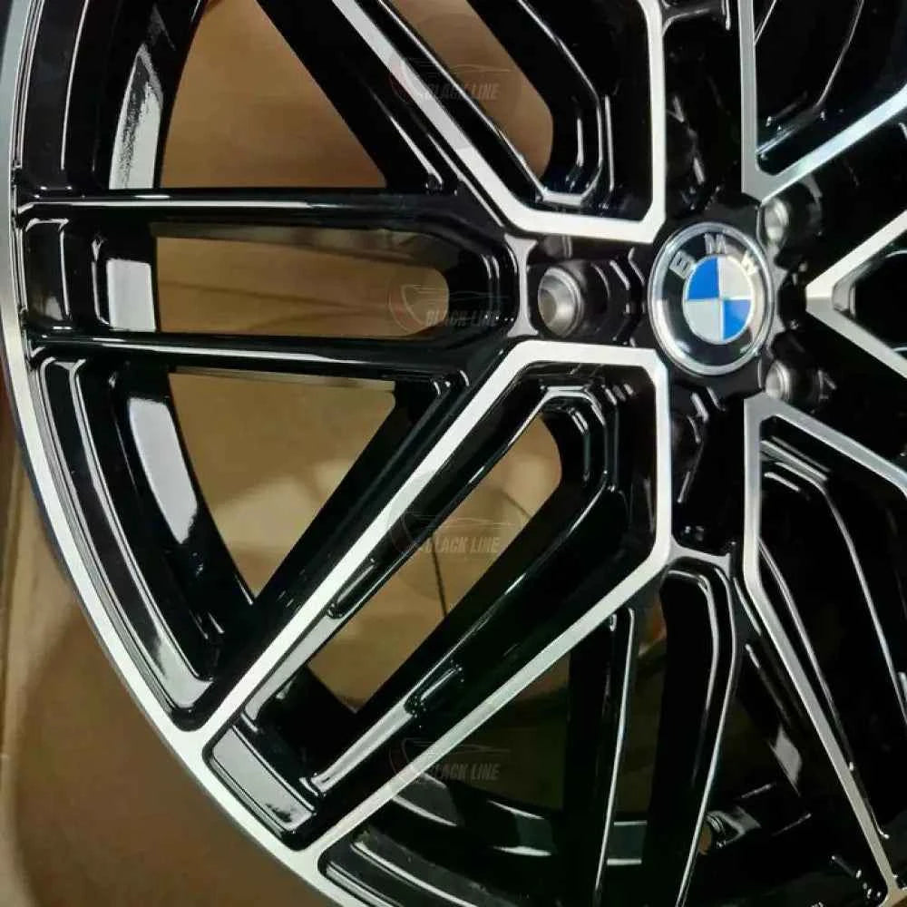 Llantas Deportivas Estilo BMW Multirradio Ramificado – Negro y Plata