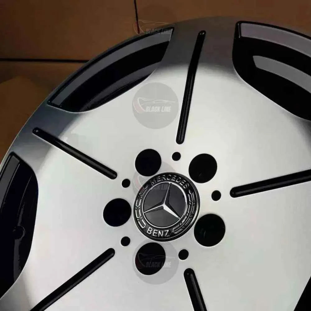 Llantas Deportivas Estilo Mercedes de Cinco Radios Anchos – Negro y Plata