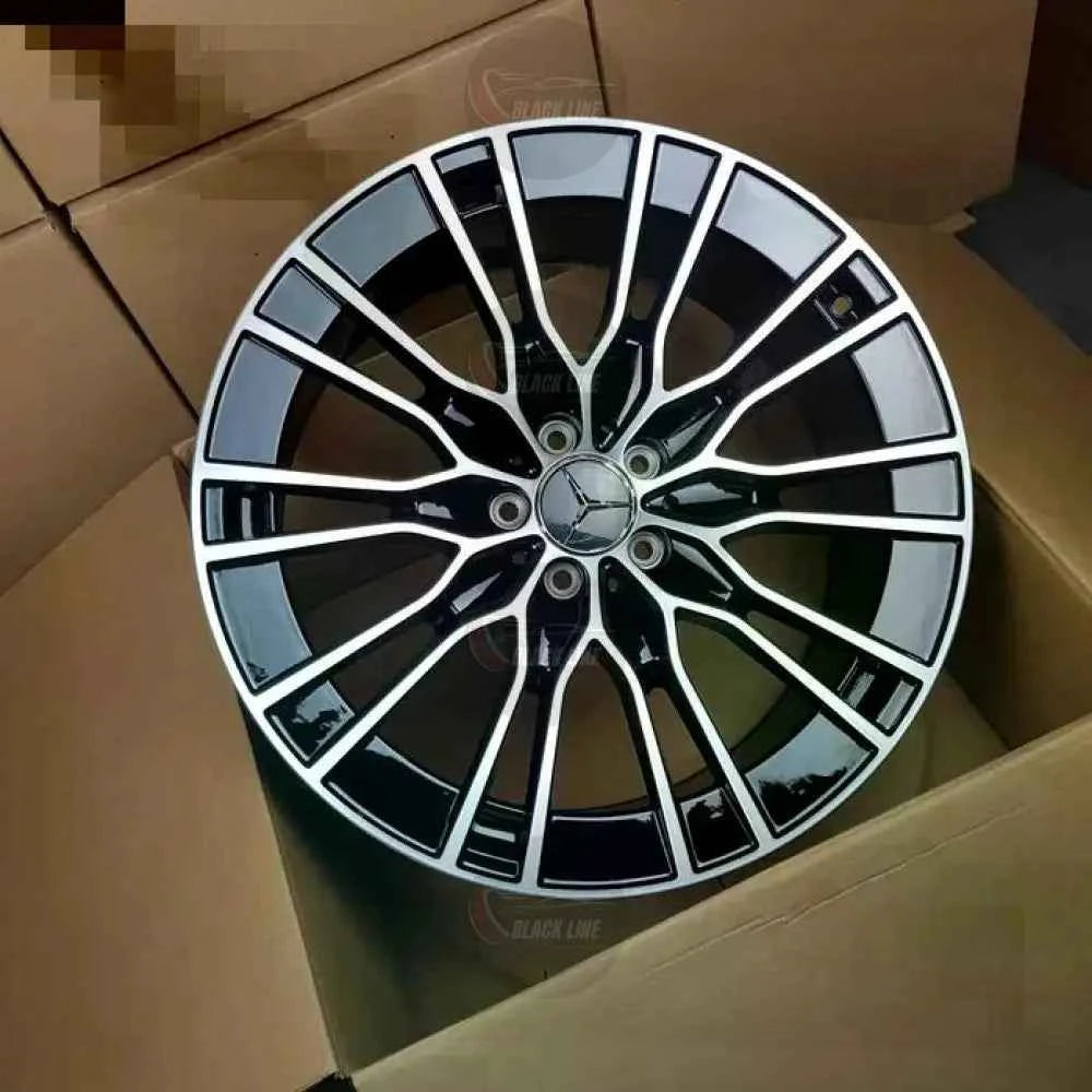 Llantas Deportivas Estilo Mercedes de Cinco Radios Dobles – Negro y Plata