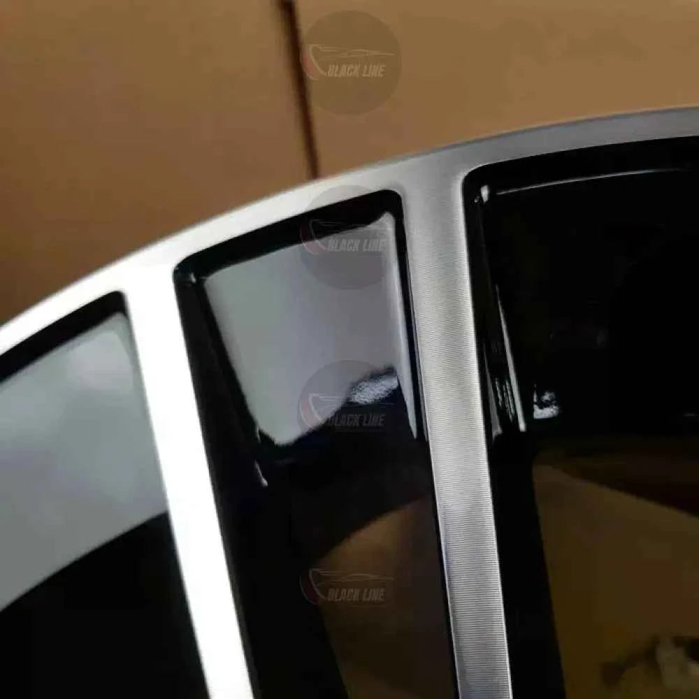 Llantas Deportivas Estilo Mercedes de Cinco Radios Dobles – Negro y Plata