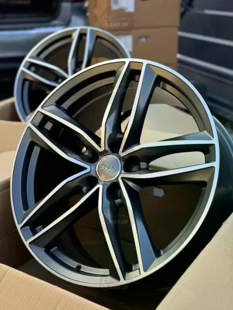 Llantas Deportivas Estilo Mercedes de Cinco Radios Dobles – Negro y Plata
