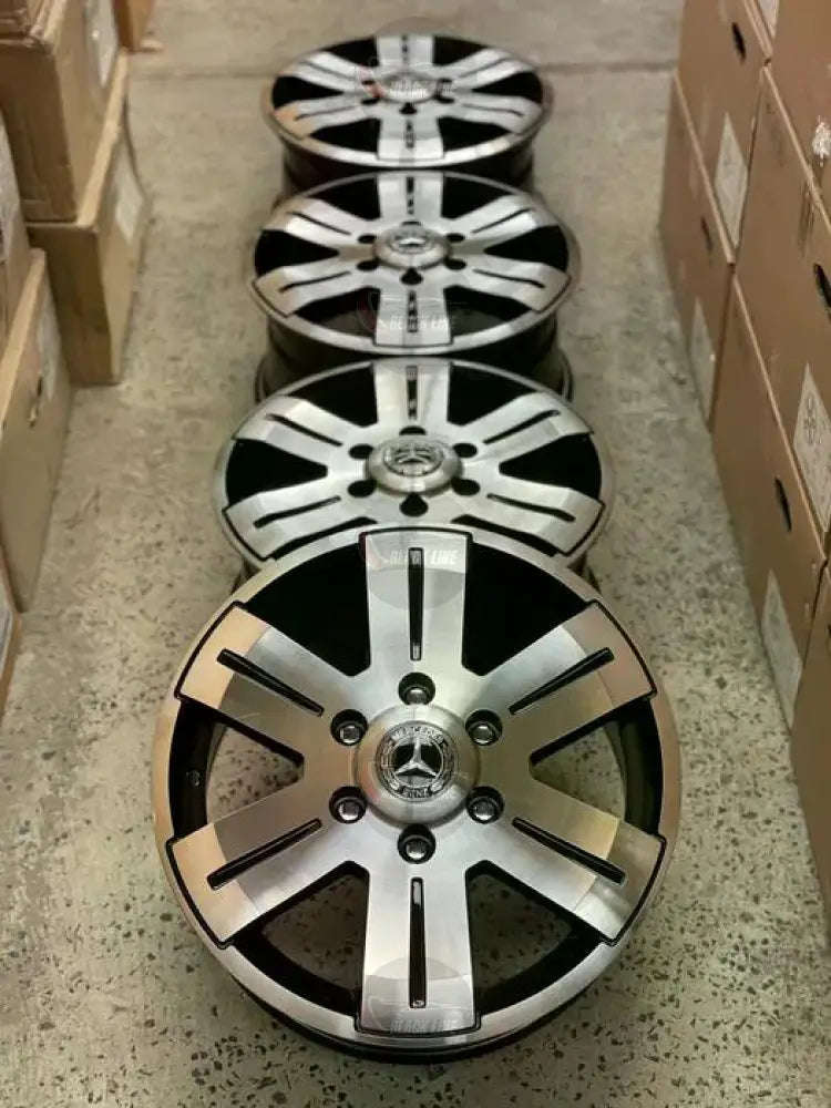 Llantas Deportivas Estilo Mercedes de Cinco Radios Dobles – Plata
