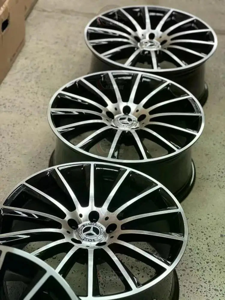 Llantas Deportivas Estilo Mercedes Multirradio Fino – Negro y Plata