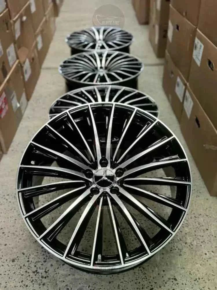 Llantas Deportivas Estilo Mercedes Multirradio Fino – Negro y Plata