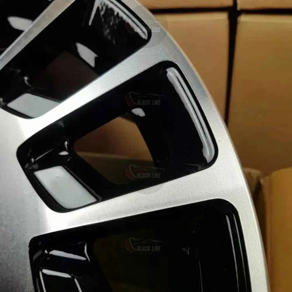 Llantas Deportivas Estilo Mercedes Multirradio Radial – Negro y Plata