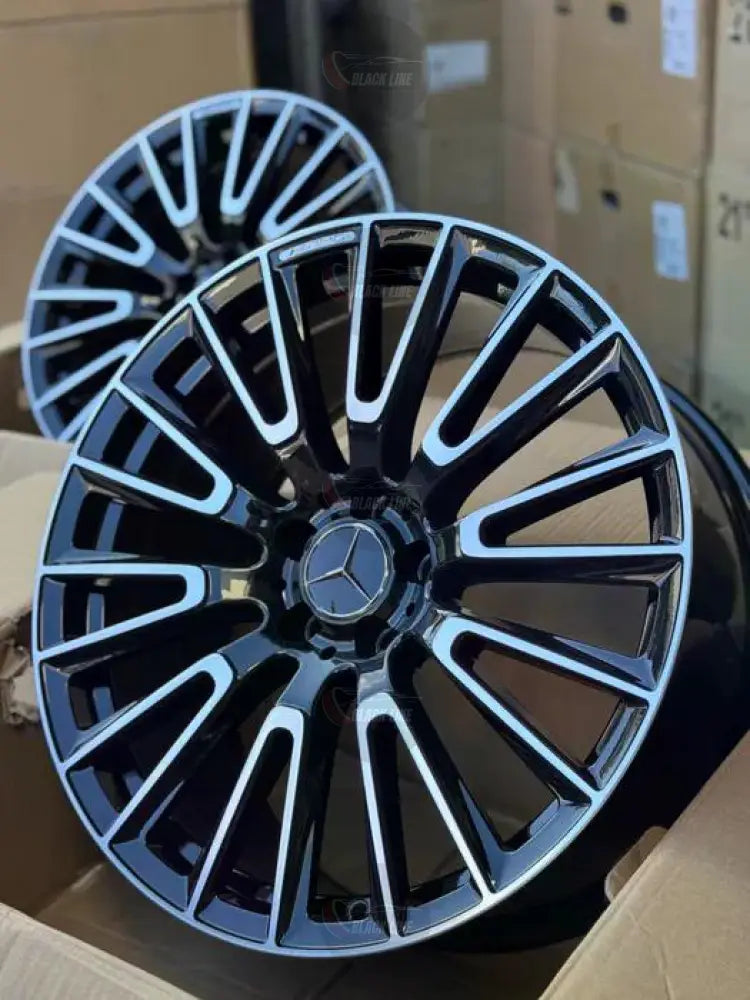 Llantas Deportivas Estilo Mercedes Multirradio Radial – Negro y Plata