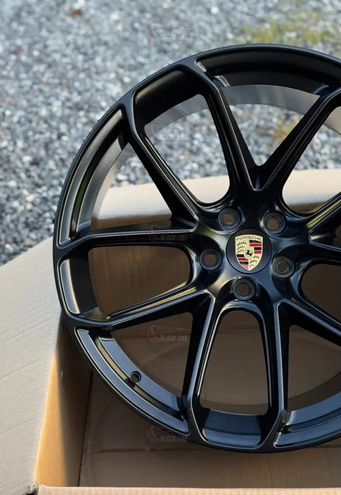 Llantas Deportivas Estilo Porsche de Cinco Radios Dobles – Negro