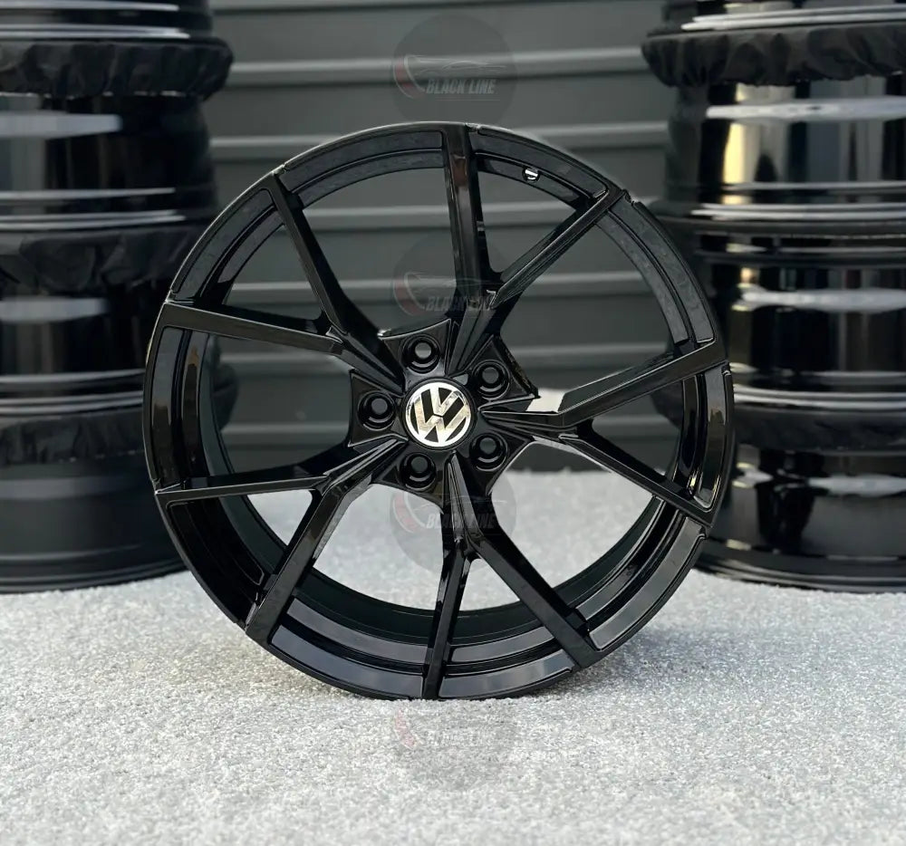 Llantas Deportivas Estilo Volkswagen de Diez Radios – Negro