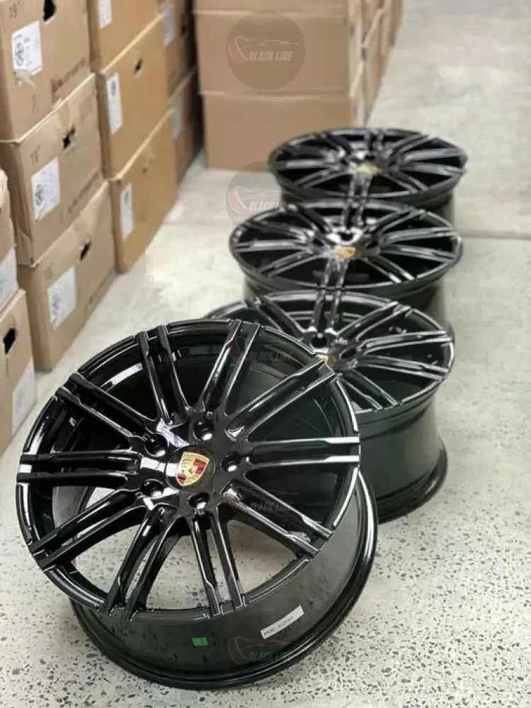 Llantas Deportivas Estilo Volkswagen Multirradio Ramificado – Negro