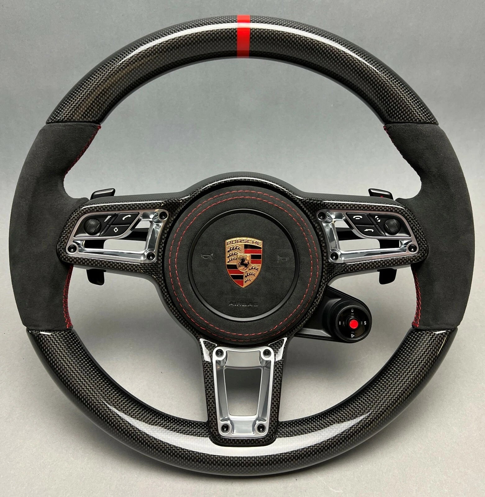 Volante Porsche – Carbono y Alcántara