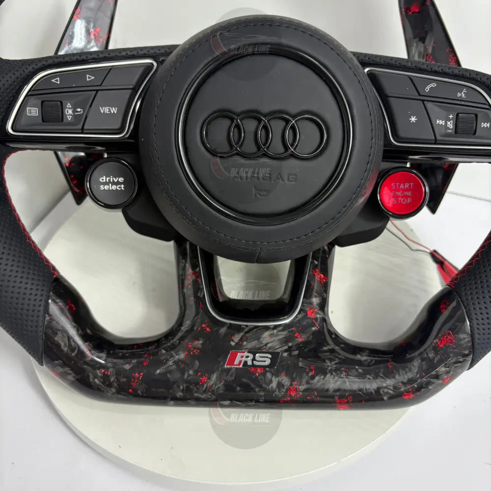 Volante Audi RS Personalizado en Carbono Forjado Rojo Cuero Perforado y Pantalla LED con Airbag Incluido