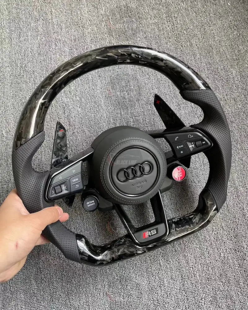 Volante Audi RS Deportivo en Carbono Forjado y Cuero Perforado | Levas de Carbono Mandos Multifunción Fondo Plano y