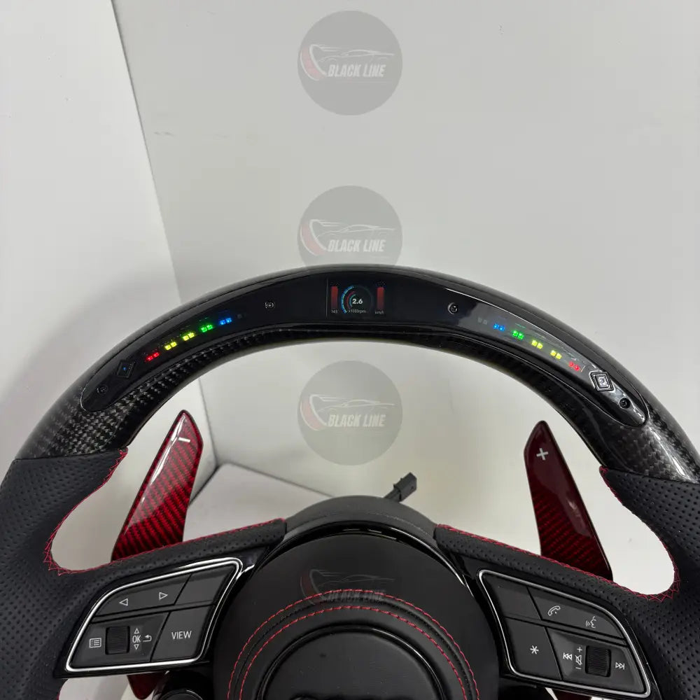 Volante Audi RS Personalizado en Fibra de Carbono Cuero Perforado y Pantalla LED con Airbag Incluido