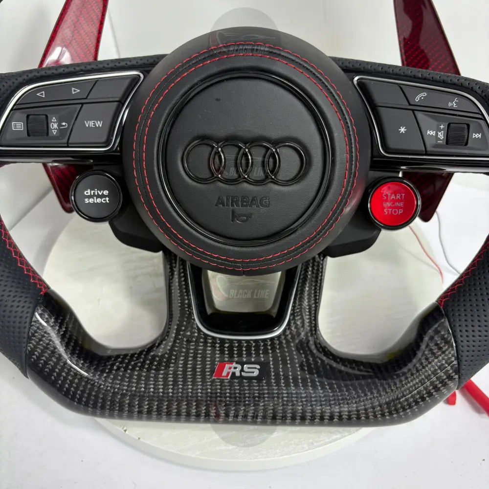 Volante Audi RS Personalizado en Fibra de Carbono Cuero Perforado y Pantalla LED con Airbag Incluido