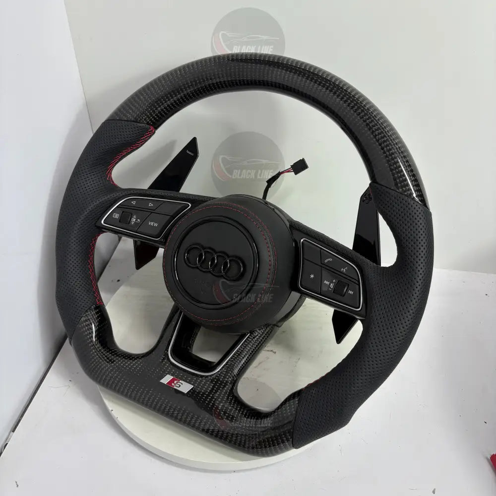 Volante Audi S Personalizado en Fibra de Carbono y Cuero Perforado con Airbag Incluido