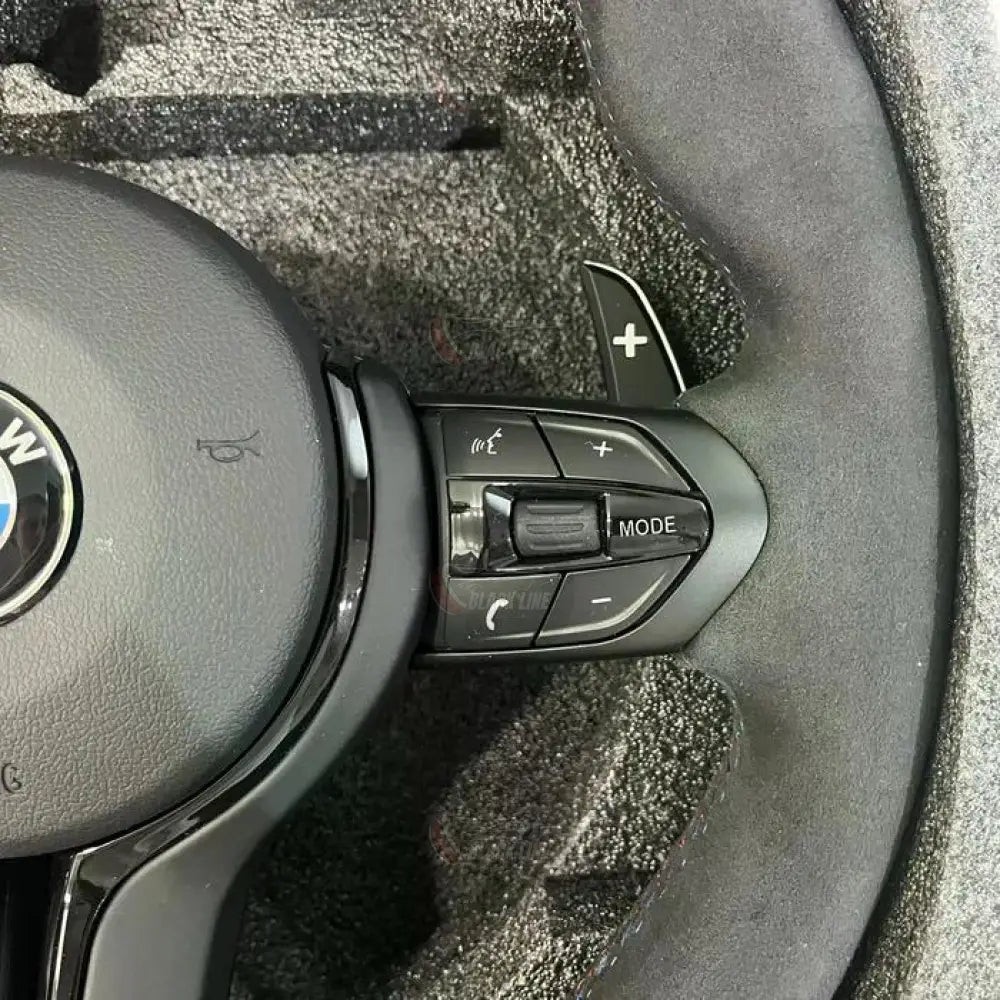 Volante BMW M Performance en Cuero Negro con Levas Botones M1/M2 y Multifunción
