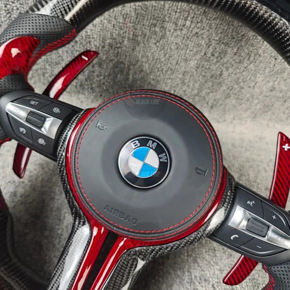 Volante BMW M Performance en Fibra de Carbono Alcantara y Detalles Rojos con Race Display Levas y M1/M2