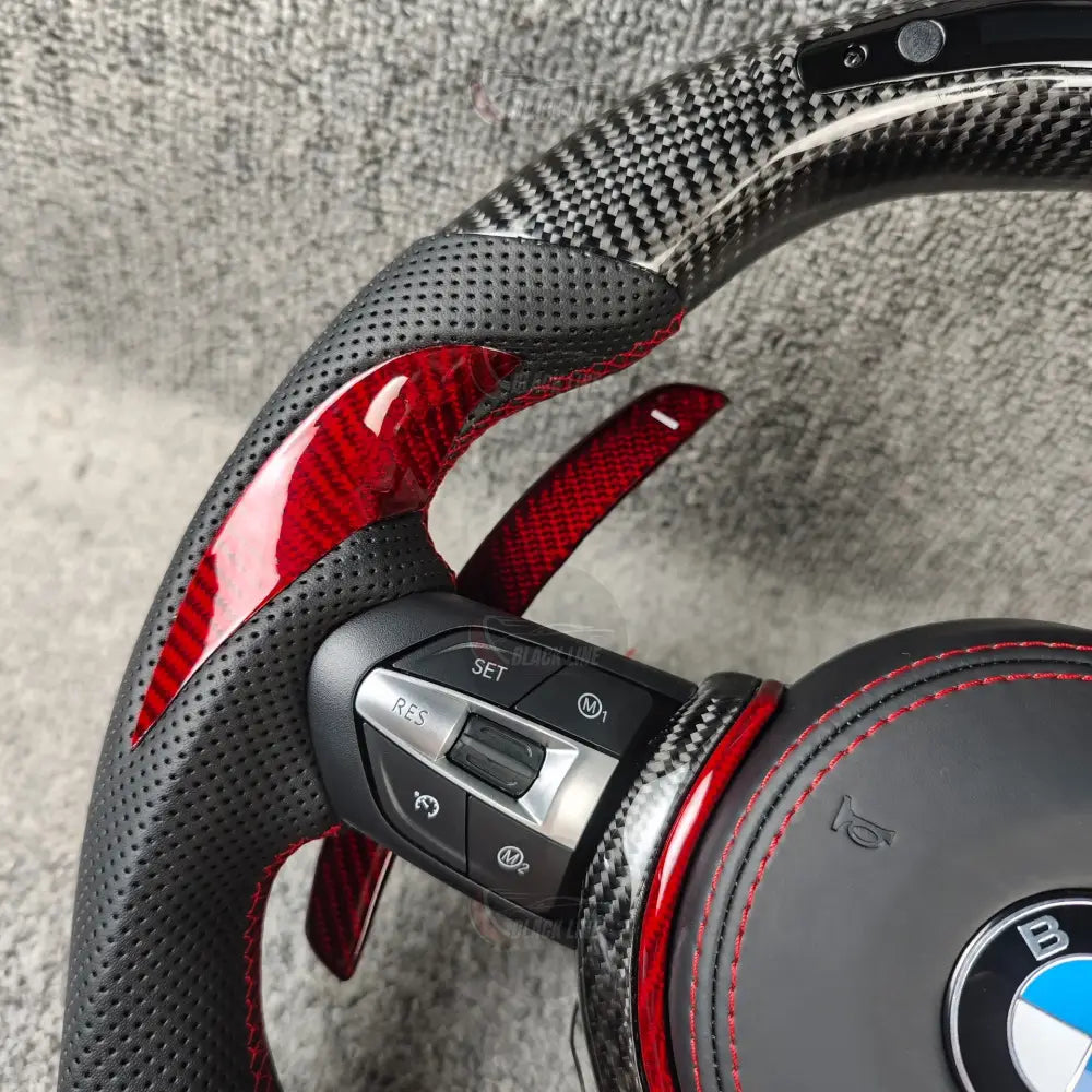Volante BMW M Performance en Fibra de Carbono Alcantara y Detalles Rojos con Race Display Levas y M1/M2