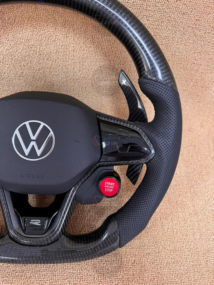 Volante Deportivo Volkswagen R-Line de Fibra de Carbono y Cuero Perforado con Mandos Multifunción