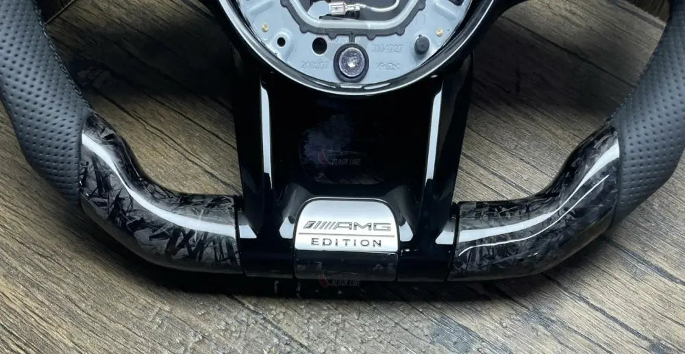 Volante Mercedes-AMG Edition en Carbono Negro Cuero Perforado Levas y Multifunción