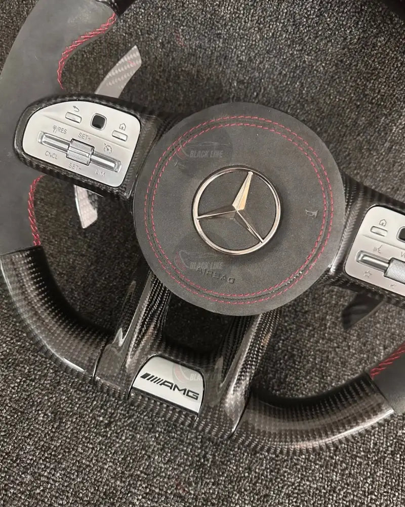 Volante Mercedes-AMG Deportivo en Carbono y Alcántara | Pantalla LED Levas de Carbono Fondo Plano y Airbag