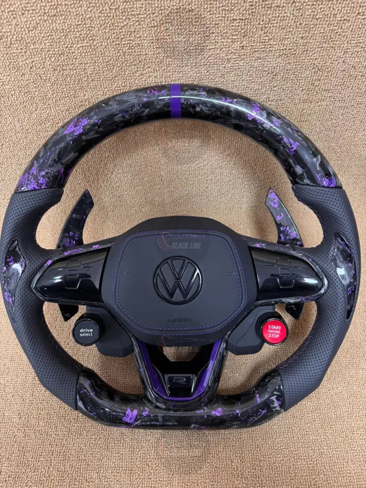 Volante Volkswagen R Performance Personalizado en Carbono Negro y Morado con Levas Multifunción Drive Select y